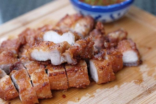 4 loại thịt hại dạ dày hơn cả rượu, có thèm cũng nên kiềm chế-3