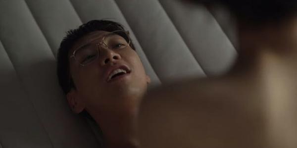 Bộ phim gây sốc vì ngập tràn cảnh nóng trần trụi-3