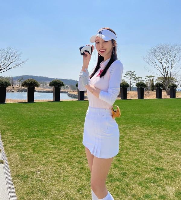 Nữ tác giả truyện tranh xinh đẹp nhất Hàn Quốc bị điều tra thuế là ai?-6