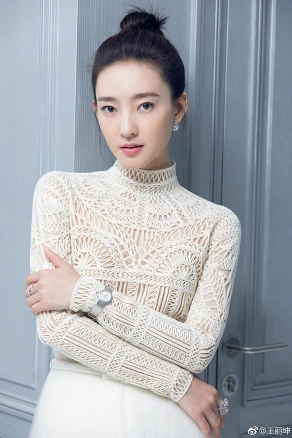 Diễn viên Tây Du Ký vướng nghi vấn lừa đảo 200 người, bị đòi nợ giữa phố-1