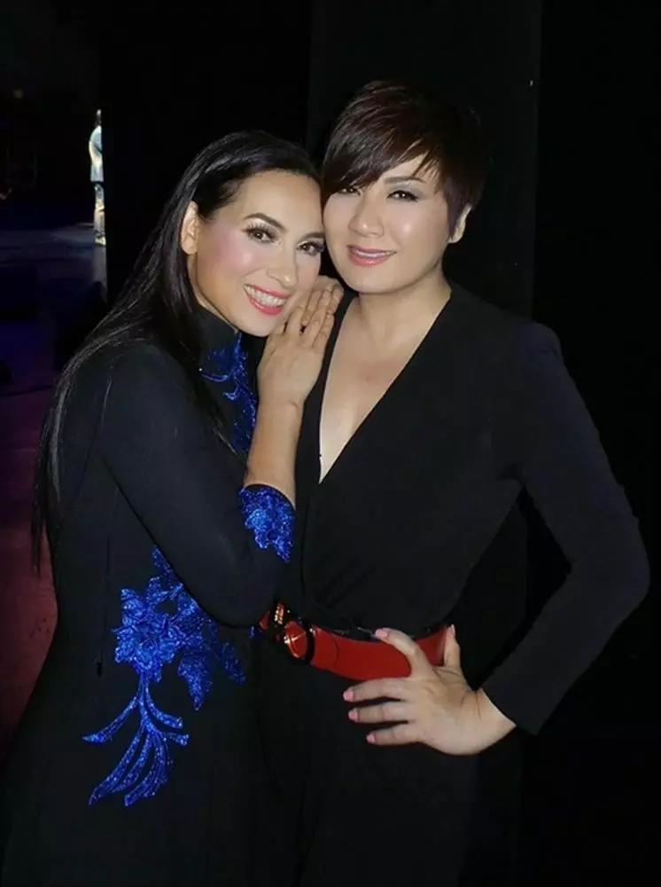 Vợ cũ Bằng Kiều bần thần nhìn ảnh 26 năm trước bên Phi Nhung-2