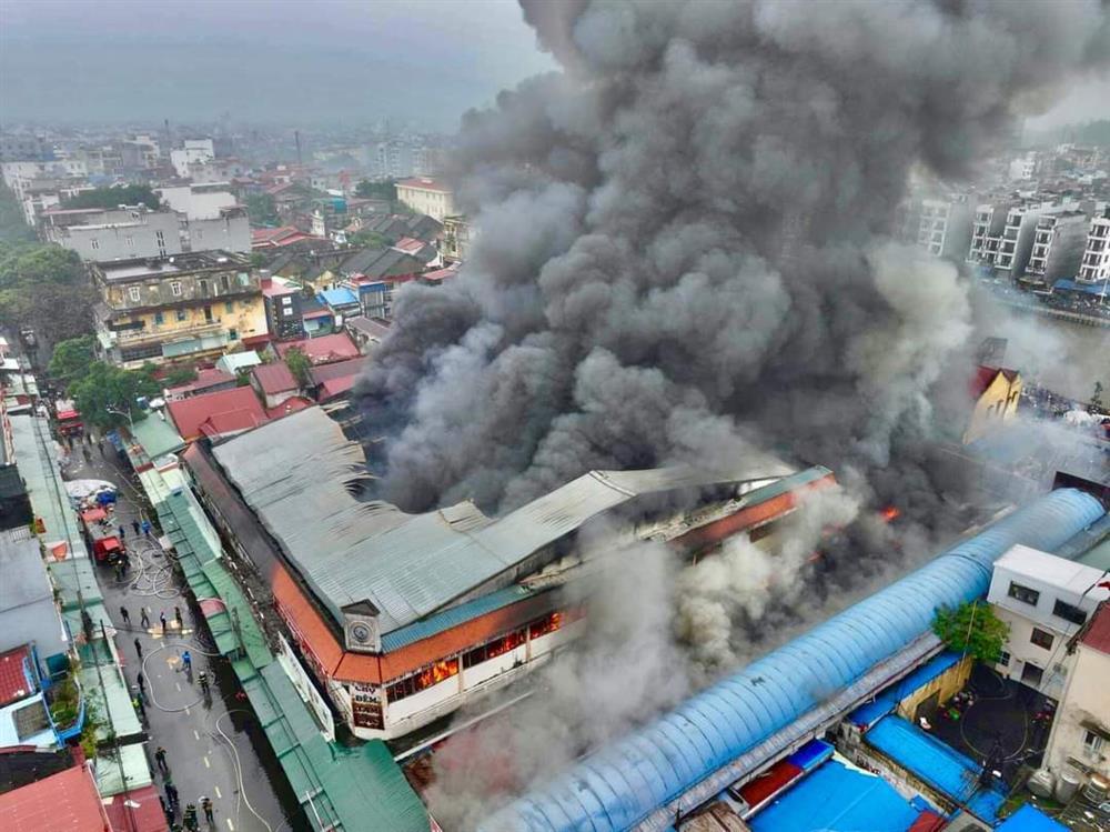 Hải Phòng xin chi viện từ Hải Dương, Thái Bình để chữa cháy chợ Tam Bạc-2