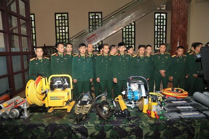 Thượng úy quân đội quyết hoãn cưới, sang Thổ Nhĩ Kỳ cứu nạn-3