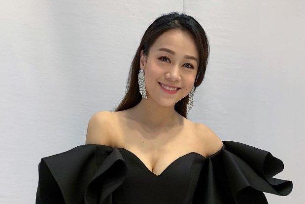 Lâm Chí Dĩnh công khai xuất hiện sau tai nạn, mặt mũi ra sao?-5