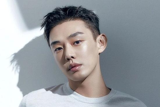 Loạt nhãn hàng tẩy chay Yoo Ah In