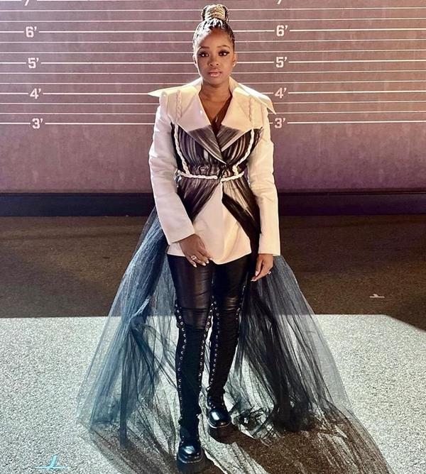 Adele và hàng loạt sao quốc tế đình đám chọn mặc đồ Công Trí-18