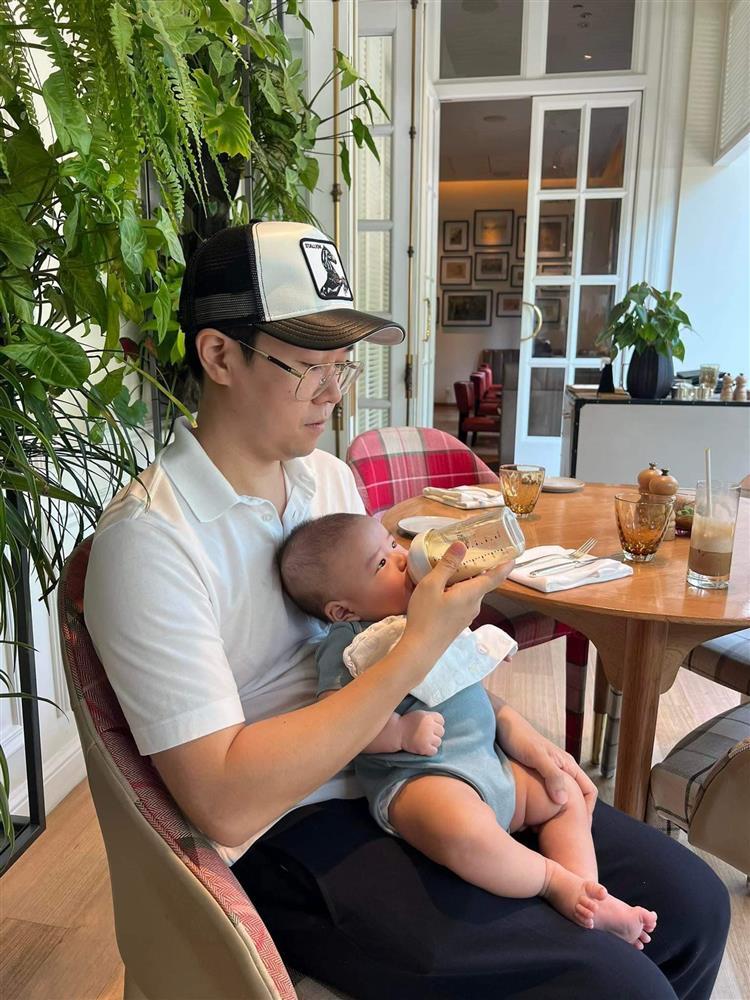 Showbiz Việt ngày 13/2: Con trai Thúy Vinh lớn phổng phao-5