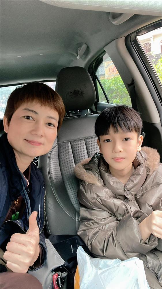 Showbiz Việt ngày 13/2: Con trai Thúy Vinh lớn phổng phao-1