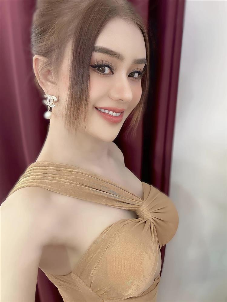 Showbiz Việt ngày 13/2: Con trai Thúy Vinh lớn phổng phao-13