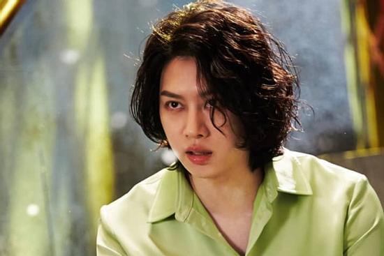 Heechul (Super Junior) xin lỗi sau bê bối uống say vạ miệng