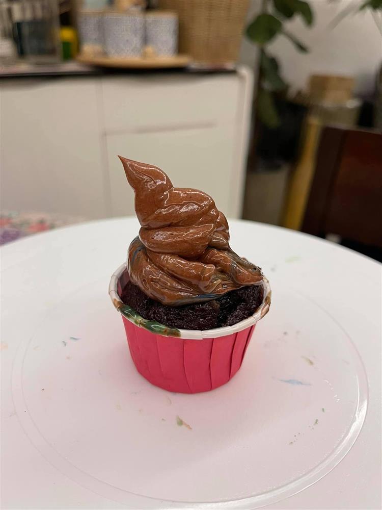 Thảm họa vào bếp lễ tình nhân, cũng làm chocolate mà nó... lạ lắm-8