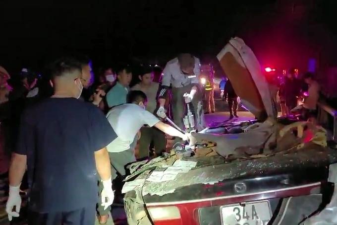 Xót xa lời kể người tham gia cứu nạn nhân trong ô tô bị đè bẹp-2