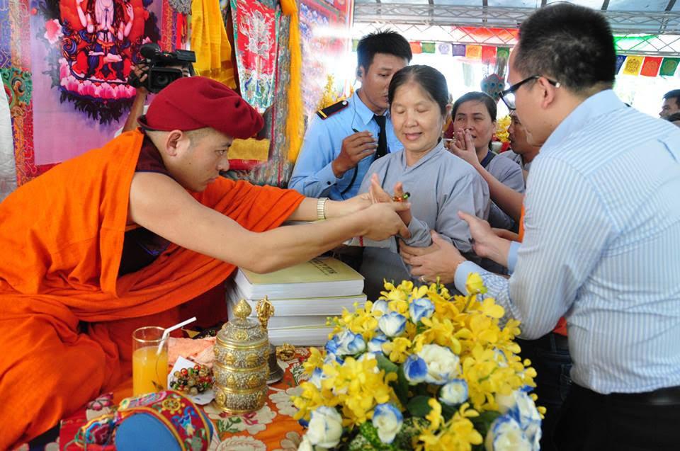 Đức Nhiếp Chính Vương Drukpa Thuksey Rinpoche giảng pháp ban gia trì-4
