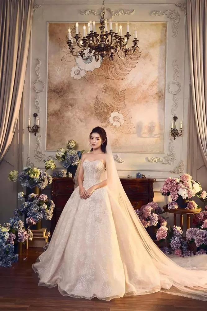 Ảnh cưới của Tân Hoa hậu Việt Nam trước khi đăng quang-12