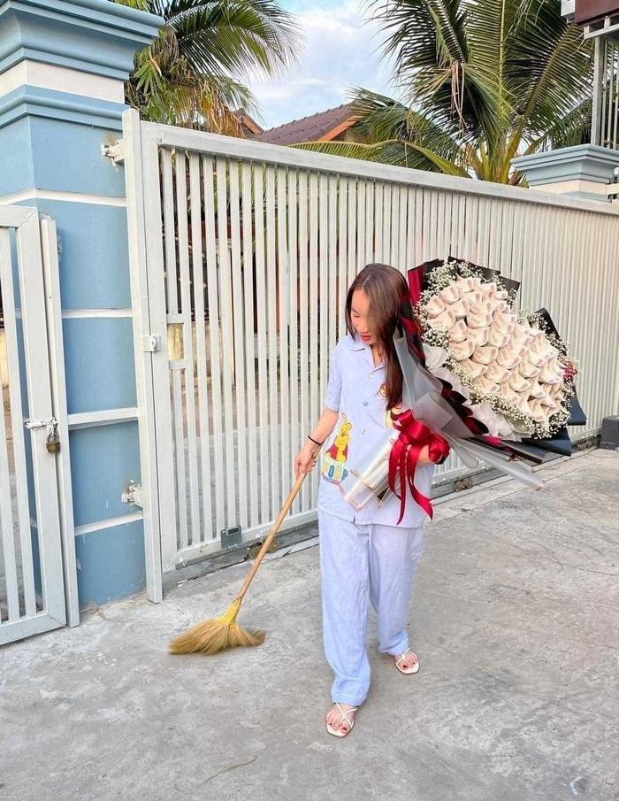 Lần đầu được tặng quà Valentine, cô gái hành động lạ đến phì cười-3