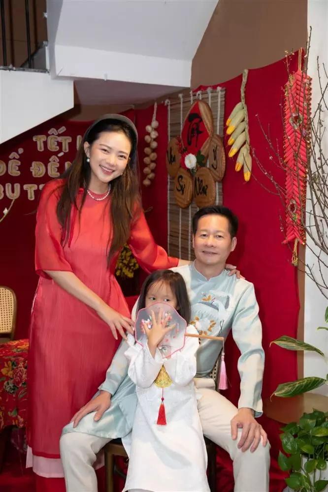 Phan Như Thảo muốn giận nguyên ngày Valentine vì ảnh chồng đăng-5