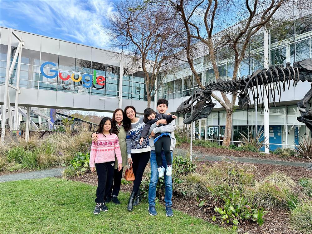 Con trai Jennifer Phạm - Quang Dũng bảnh bao, cao 1m90 tuổi 15-7