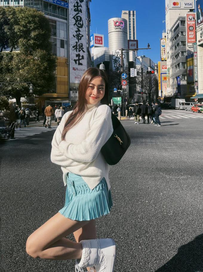 Lương Thùy Linh công khai người yêu đúng dịp Valentine-11