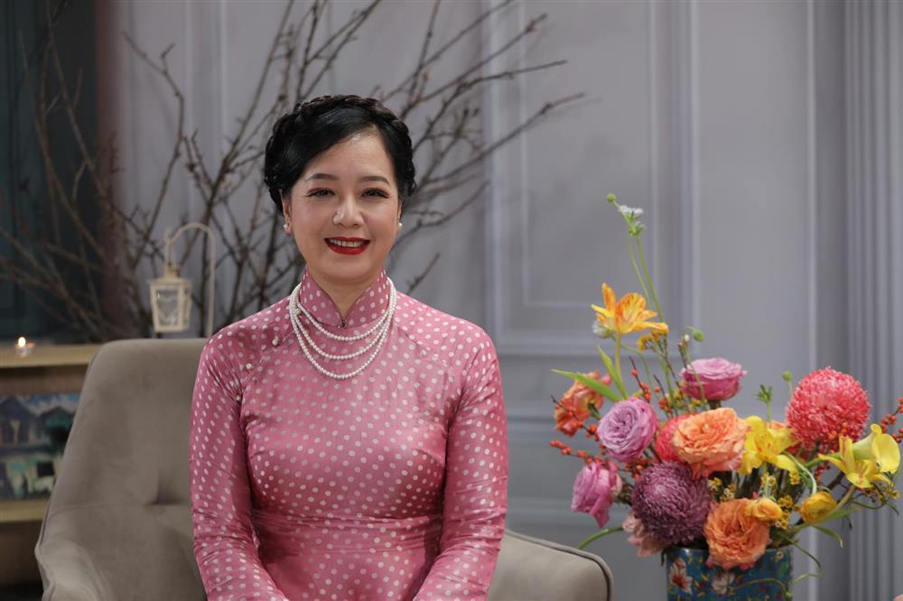 NSƯT Chiều Xuân tiết lộ bí quyết hôn nhân gần 40 năm vẫn ngọt ngào-3