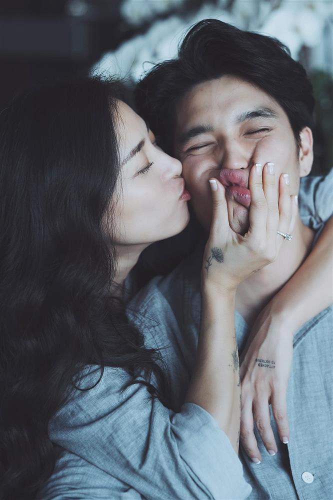 Sao Việt khoe quà Valentine: Lạ nhất 2 quả trứng vịt lộn-20