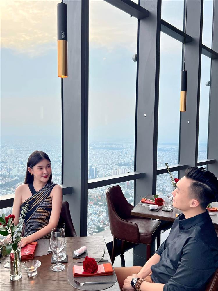 Vợ chồng Lê Âu Ngân Anh cực tình Valentine, cosplay quá khứ-8