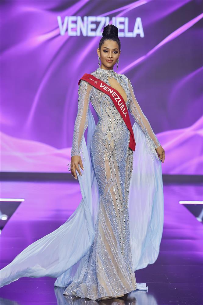 Top 10 đầm dạ hội đẹp nhất bán kết Miss Charm 2023-2