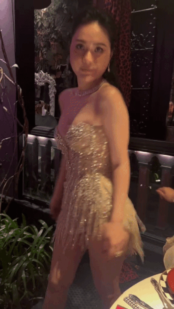 Đoàn Di Băng mặc siêu hở: Cam thường có khác ảnh tự đăng?-9