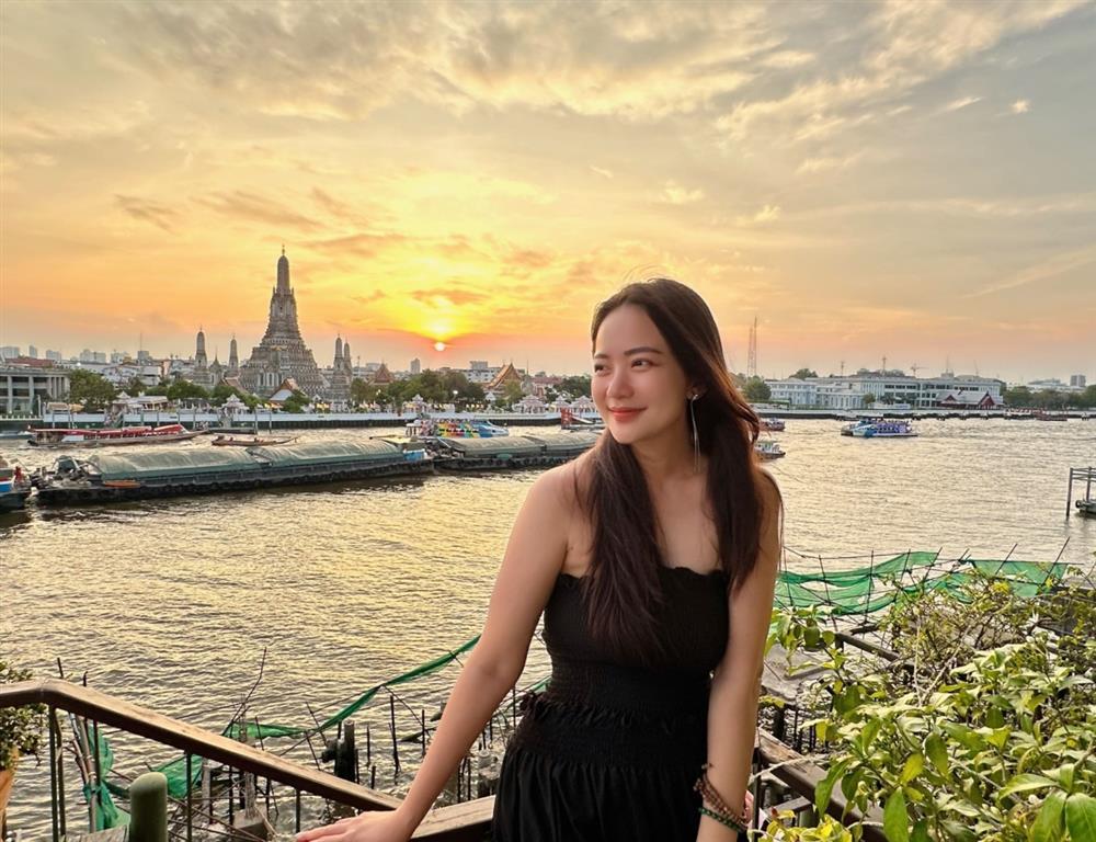 Phan Như Thảo hớ hênh vì croptop ngắn cũn sau khi giảm cân-6