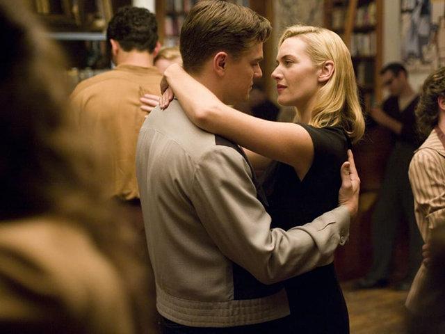 Kate Winslet quay cảnh nóng với Leonardo DiCaprio trước mặt chồng-2