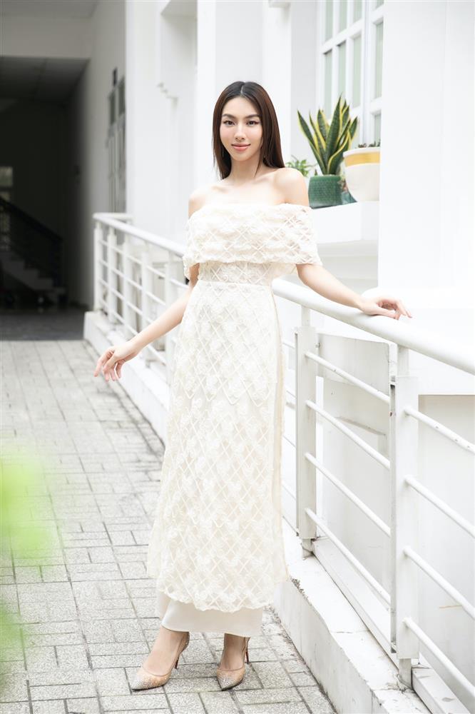 Angela Phương Trinh đọ nữ tính với Đỗ Mỹ Linh và dàn hoa hậu-3