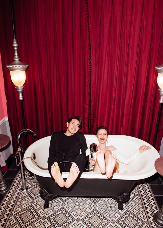 Đoàn Di Băng đánh dấu tuổi mới bằng bộ ảnh gợi cảm ở bồn tắm-4