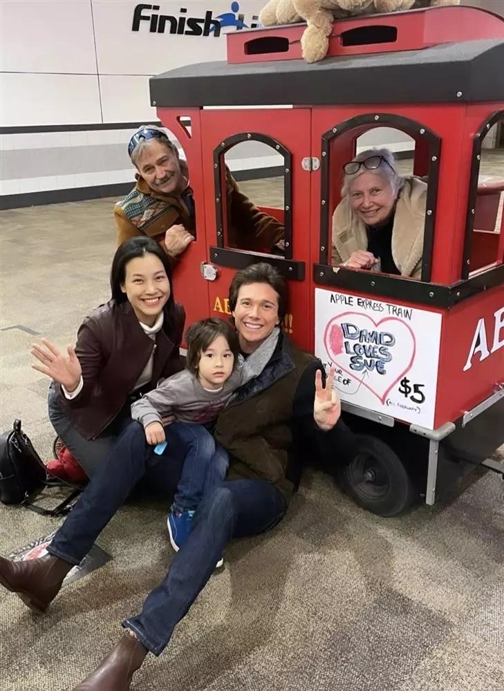 Hoàng Oanh khoe ảnh mẹ đẻ gặp mẹ chồng cũ, thái độ ra sao?-2