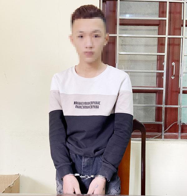 NÓNG: Bắt thiếu niên làm nữ sinh lớp 7 sinh con tại nhà ở Bắc Giang-2