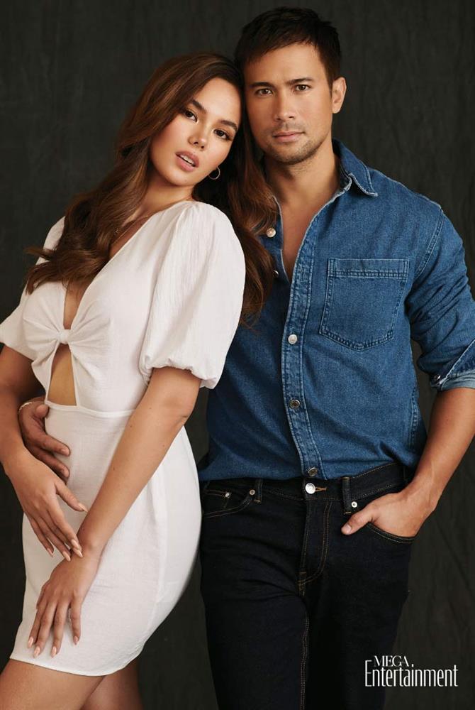 Miss Universe Catriona Gray được bạn trai nổi tiếng cầu hôn-4