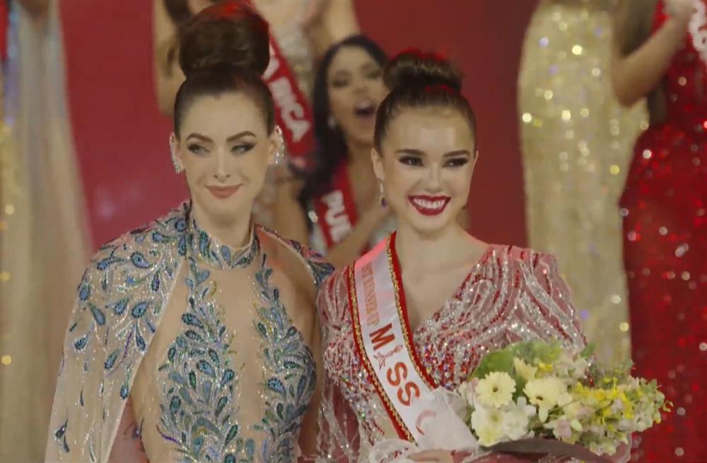 Brazil đăng quang Miss Charm 2023, sắc vóc có gì nổi bật?-6
