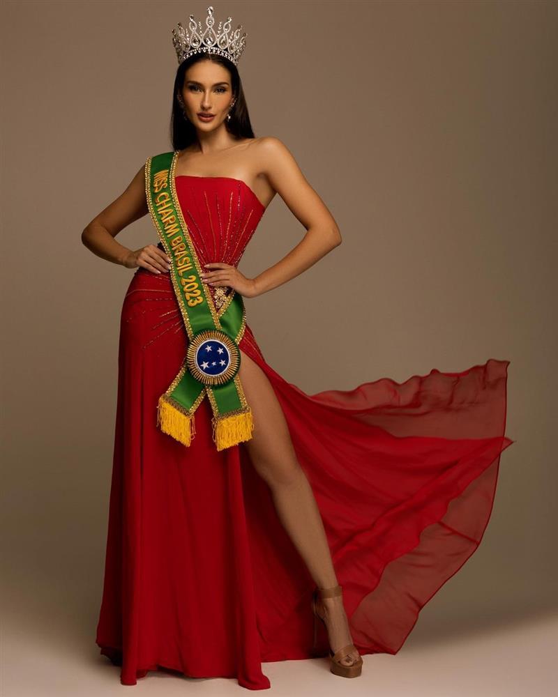 Brazil đăng quang Miss Charm 2023, sắc vóc có gì nổi bật?-13