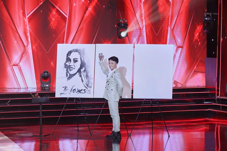 CHƯA TỪNG CÓ: Miss Charm công bố Top 3 bằng tranh vẽ trực tiếp-2
