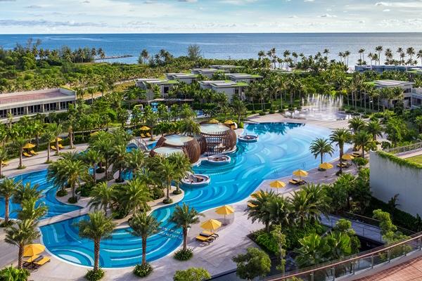 Phú Quốc ế ẩm bất ngờ: Du khách chê taxi chèo kéo, giá dịch vụ trên trời-4