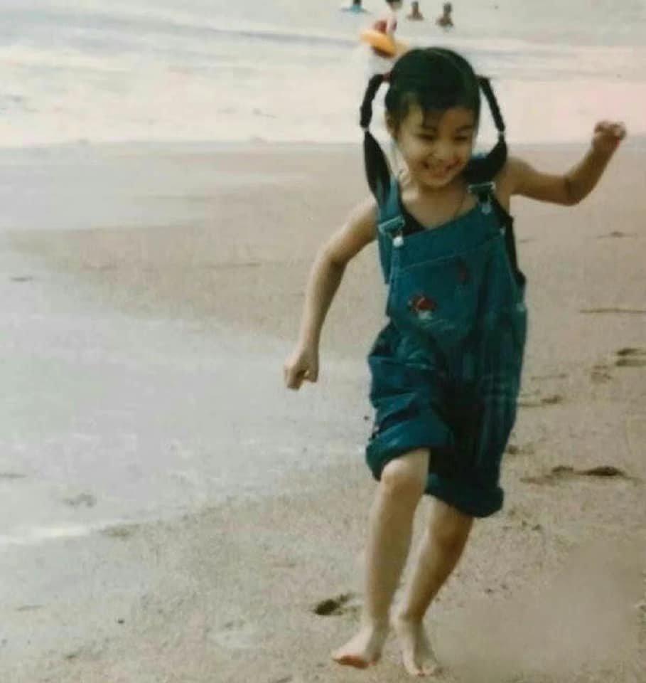 Tiểu Lưu Diệc Phi lộ loạt ảnh hồi nhỏ xinh từ trong trứng-6