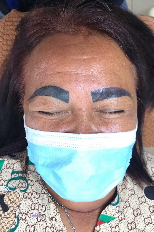 Tin tay nghề xăm lông mày của bạn thân, người phụ nữ khóc thét-1