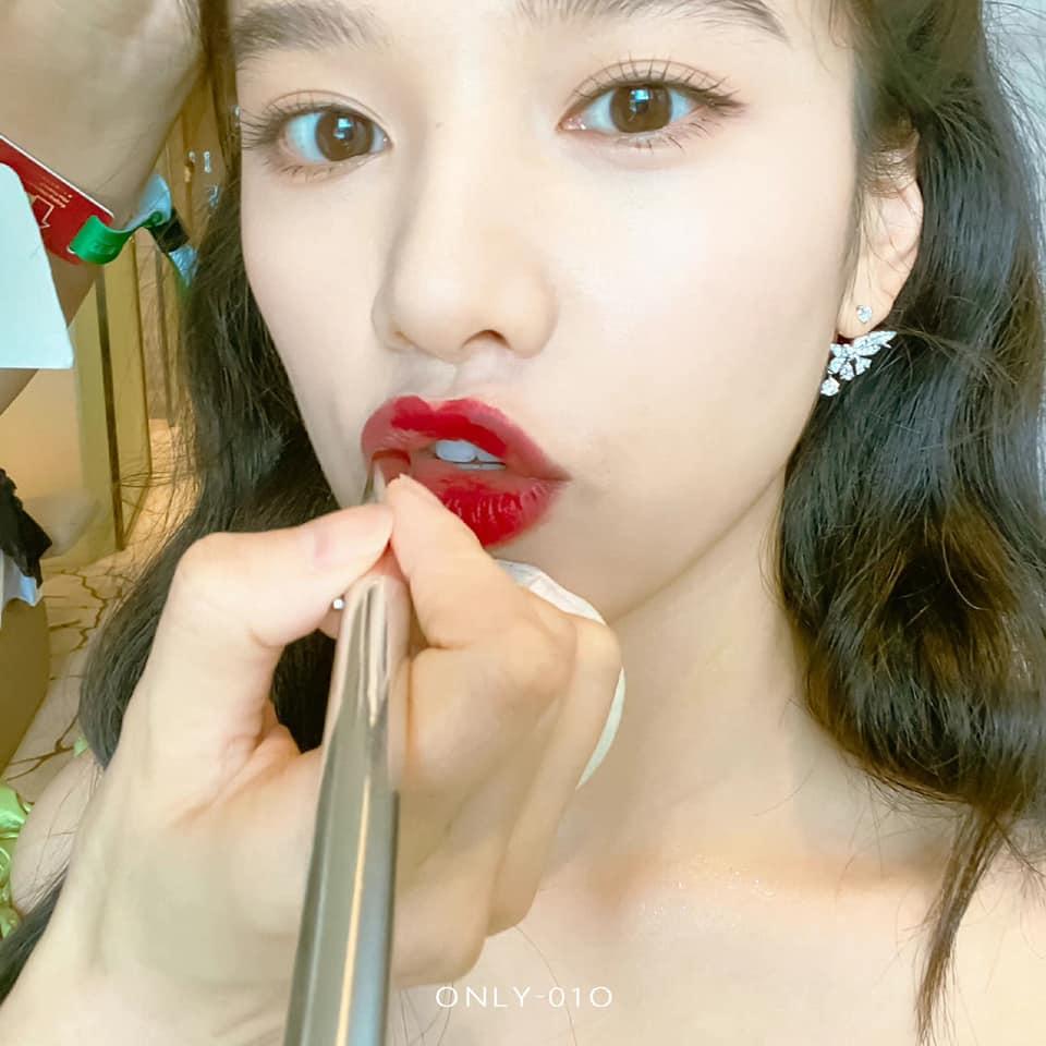 Cận cảnh mặt mộc không tì vết của Trương Tịnh Nghi-5