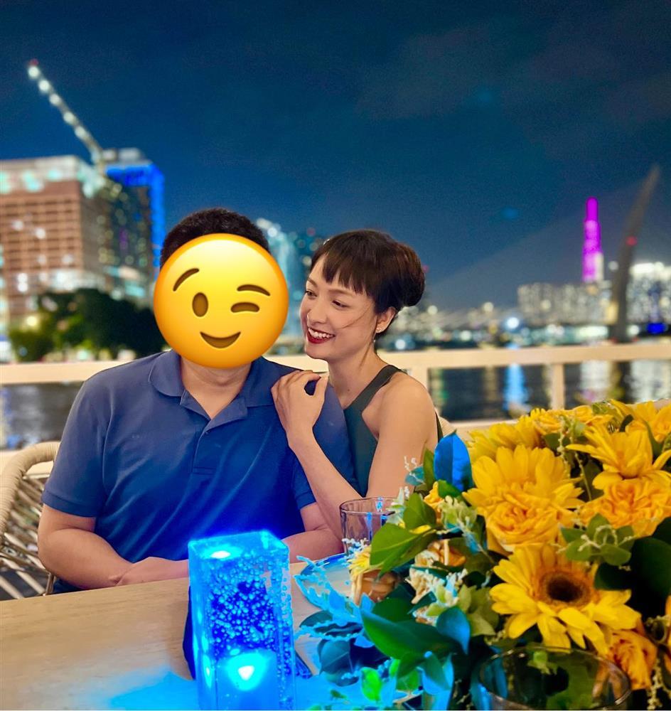 Lê Bê La phản ứng khi nhiều chị em muốn dòm mặt chồng-2