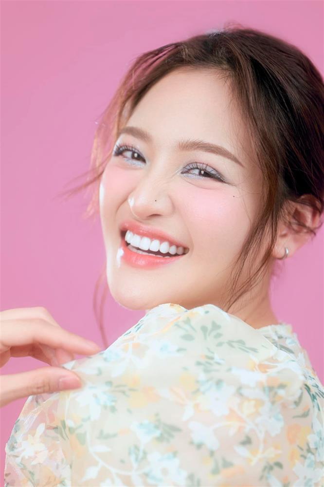 Đời thực nóng bỏng khác xa trên phim của Ly Đừng nói khi yêu-8