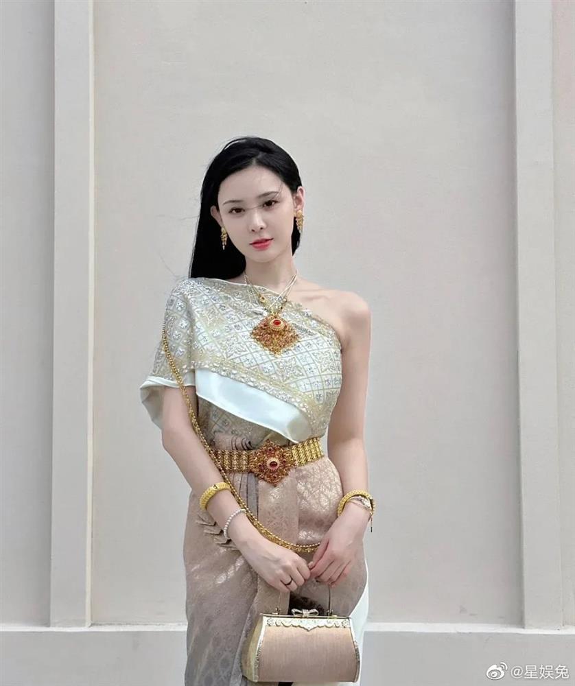 Lộ diện tình mới Uông Tiểu Phi, là một mẹ đơn thân?-2