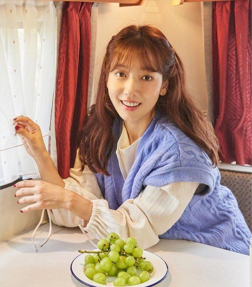 Park Shin Hye tung bộ ảnh sinh nhật, khó tin gái một con-5