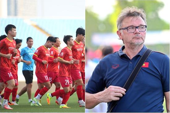 HLV Philippe Troussier triệu tập 28 cầu thủ lên tuyển Việt Nam