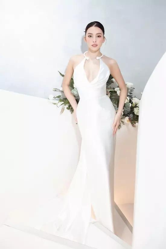 Phương Nhi đụng hàng Đỗ Mỹ Linh, thần tiên tỷ tỷ vẫn thua?-8