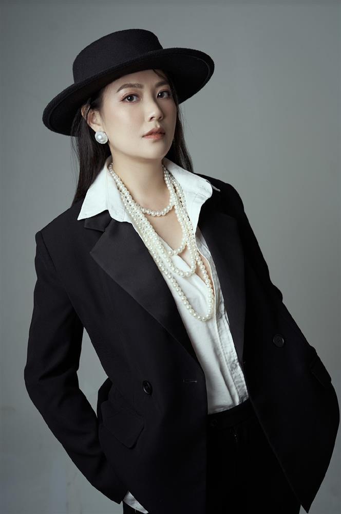 Đời thường nóng bỏng nữ đại gia Hoài trong Đừng Nói Khi Yêu-4