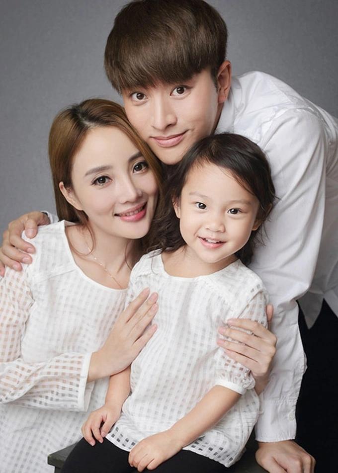 Nữ nghệ sĩ hiếm hoi bị phong sát nhưng vẫn kiếm bộn tiền-2