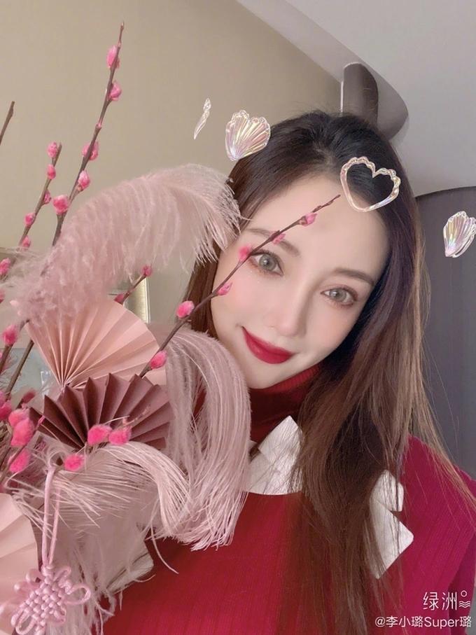 Nữ nghệ sĩ hiếm hoi bị phong sát nhưng vẫn kiếm bộn tiền-4